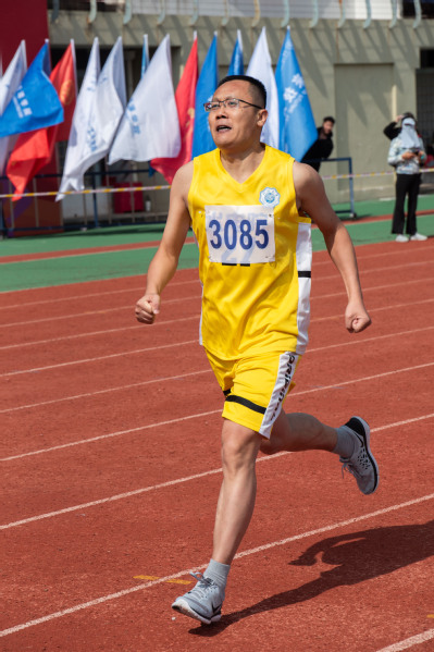 男子中老年1000m 赵兰浩